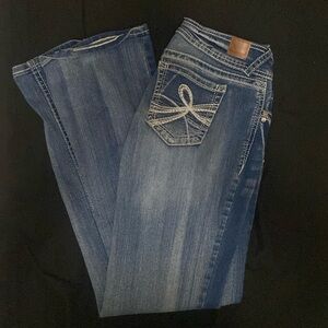 bootcut wallflower jeans